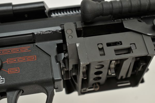 HECKLER & KOCH 21 E BELT-FED MACHINE GUN HOST - Image 12