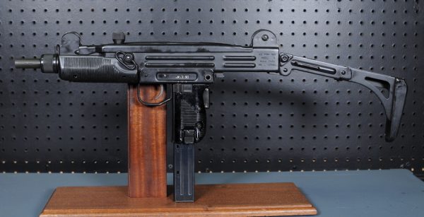 UZI IMI Sub Machine Gun - Image 3