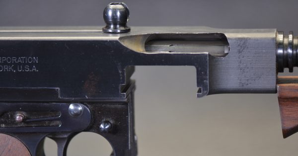 THOMPSON SUBMACHINE GUN - Image 8