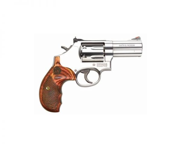 Smith and Wesson 686 Deluxe .357 Mag 3 In 7 Rds Stainless/Wood