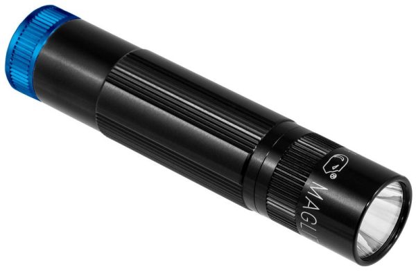 Forgotten Flashlight Maglite XL50 Spectrum Series Flashlight 200 Lumens with Blue